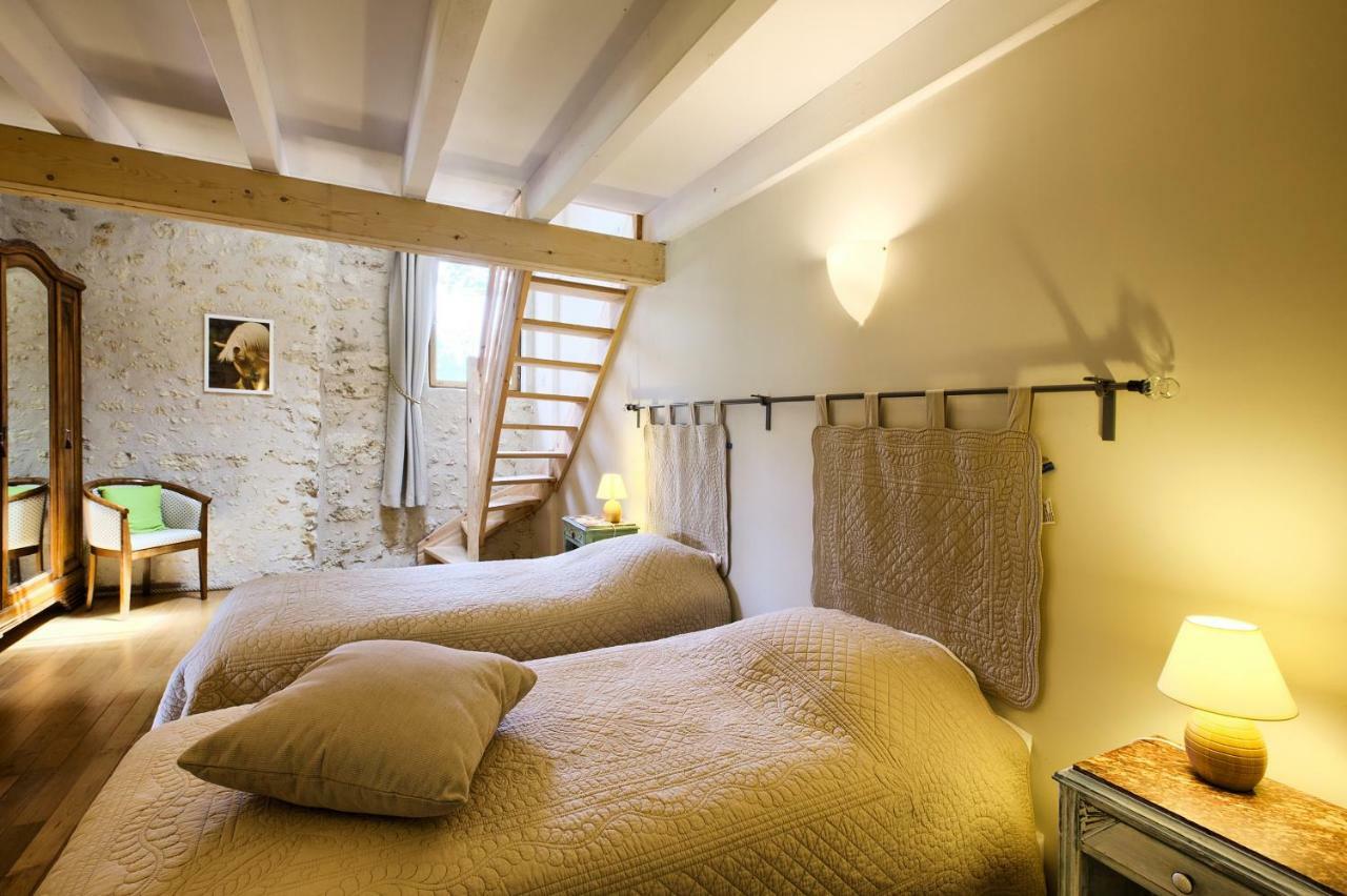 La Grange D'Oustaud Bed & Breakfast Verac Ngoại thất bức ảnh
