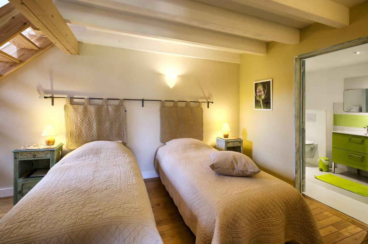 La Grange D'Oustaud Bed & Breakfast Verac Ngoại thất bức ảnh