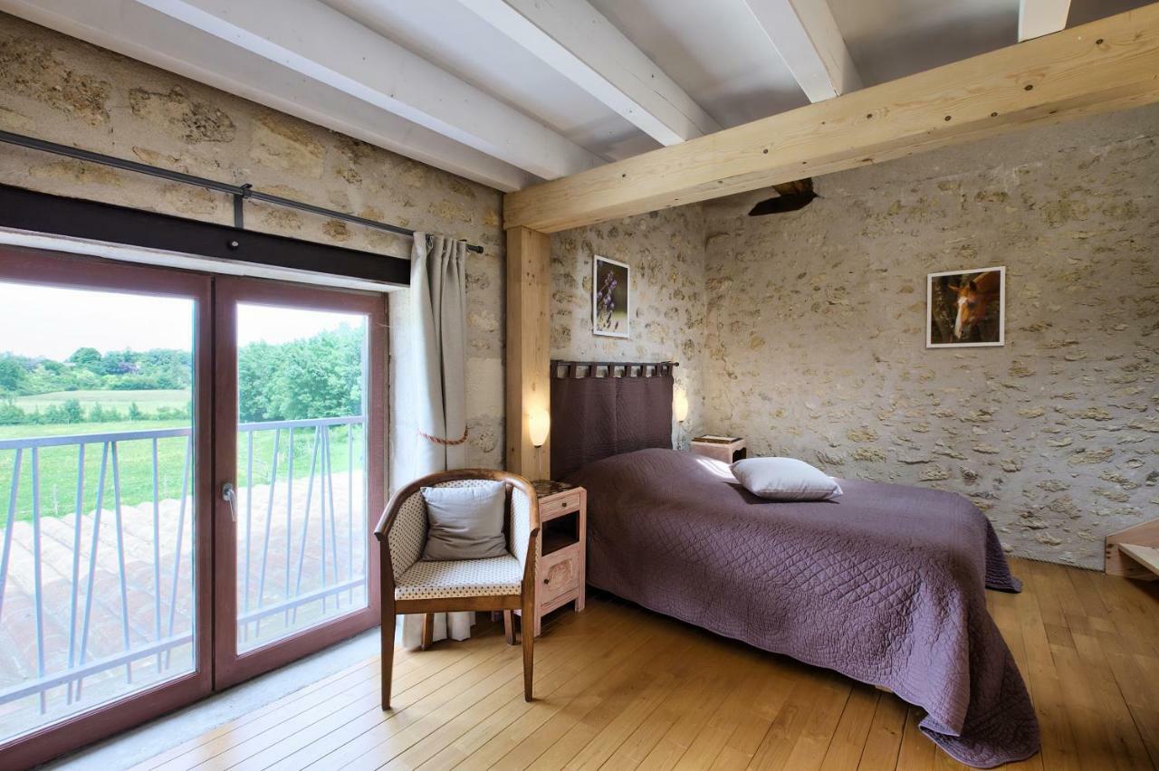 La Grange D'Oustaud Bed & Breakfast Verac Ngoại thất bức ảnh